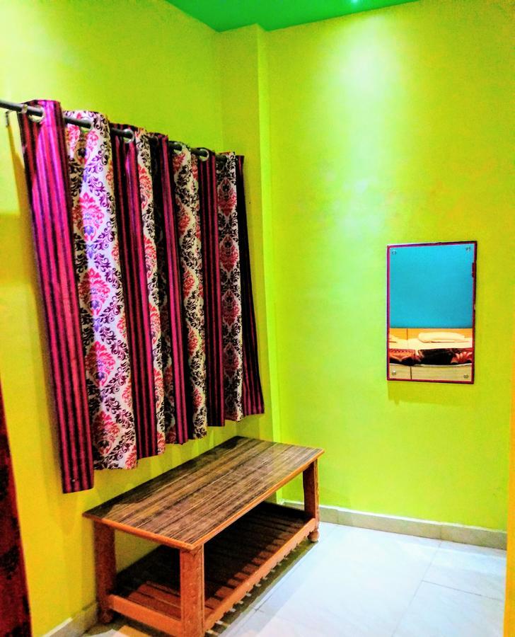 Shree Sai Paying Guest House Varanasi Esterno foto