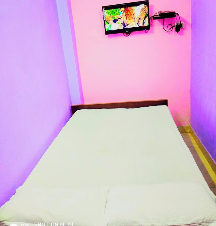 Shree Sai Paying Guest House Varanasi Camera foto
